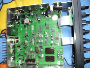 CRT ss_6900 — Composants